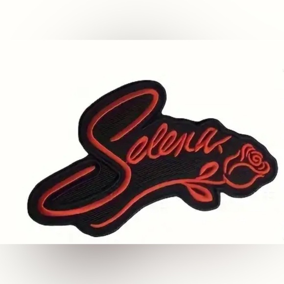 1pc Selena Embroidered Patch - Stylish Sting Design with English Lett - Picture 3 of 5